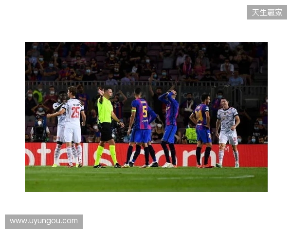 每体:巴萨希望利用桑托斯290万欧欠款,提前锁定左后卫索萨 每体:巴萨希望利用桑托斯290万欧欠款,提前锁定左后卫索萨