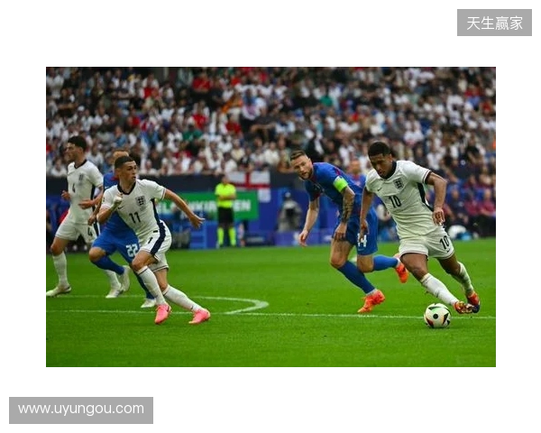 希勒评英超第23轮最佳阵：马奎尔、格伊、埃斯特旺、姆伯莫在列