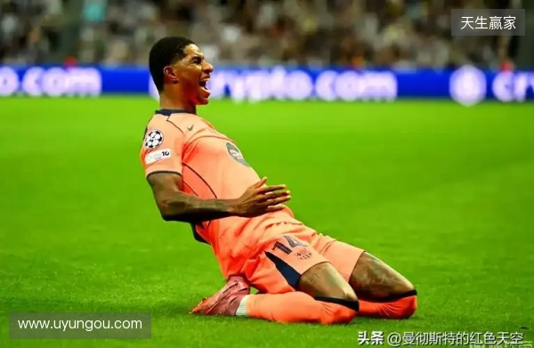 卫报记者：曼联考虑加强对雷恩前锋梅特的追求，身价3000万欧左右